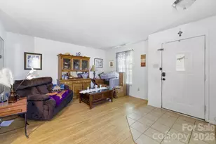 2028 Harrison Park Dr, Waxhaw, NC 28173 - Photo 4