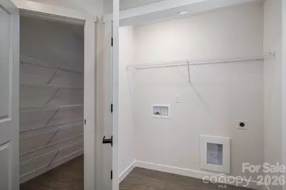 504 12th Avenue NE, Hickory, NC 28601 - Photo 6