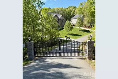 121 Leeward Shoals Lane, Mooresville, NC 28117 - Photo 2