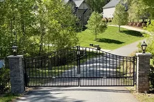 121 Leeward Shoals Ln, Mooresville, NC 28117 - Photo 2