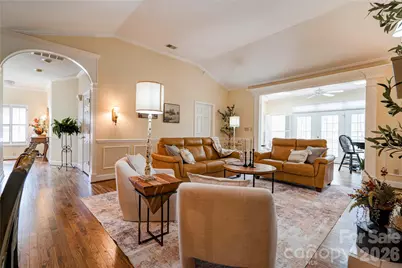 110 Columns Circle, Shelby, NC 28150 - Photo 2