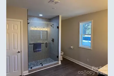 806 4th Street Drive NW, Hickory, NC 28601 - Photo 12