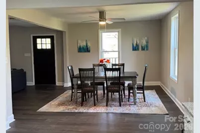 806 4th Street Drive NW, Hickory, NC 28601 - Photo 8