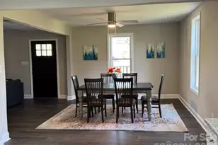 806 4th St Dr NW, Hickory, NC 28601 - Photo 8