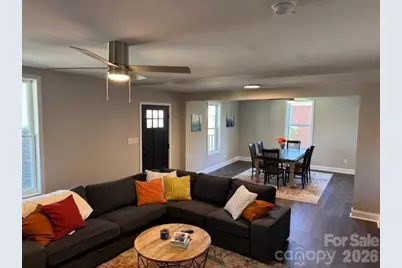 806 4th Street Drive NW, Hickory, NC 28601 - Photo 10