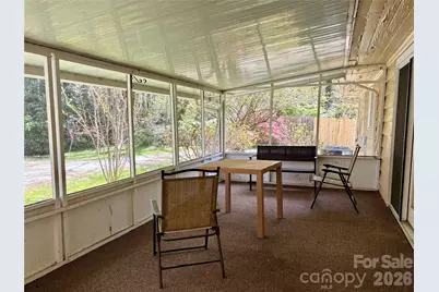 2732 Holly Hill Drive N, Hendersonville, NC 28791 - Photo 12