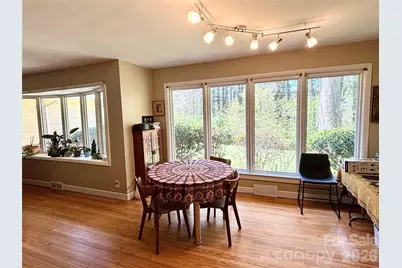 2732 Holly Hill Drive N, Hendersonville, NC 28791 - Photo 4