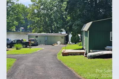 570 Lake Drive 9 Drive, Lexington, NC 27292 - Photo 8