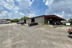 3251 Robinson Cir, Charlotte, NC 28206 - Photo 4