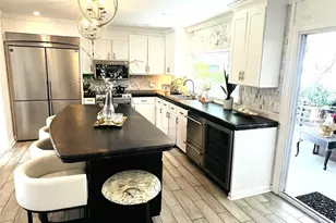 21510 Norman Shores Dr, Cornelius, NC 28031 - Photo 10
