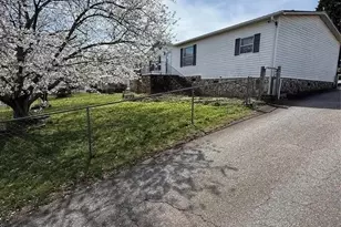 5141 Goldfinch Ct, Granite Falls, NC 28630 - Photo 2