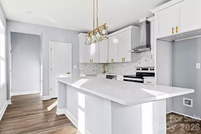 1011 N 14th Street, Bessemer City, NC 28016 - Photo 8