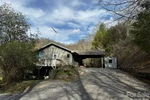 133 Ambria Dr, Waynesville, NC 28785 - Photo 2