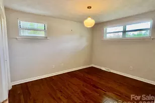 2730 4th St Pl NW, Hickory, NC 28601 - Photo 18