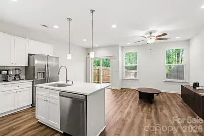 2046 McDonald Drive, Charlotte, NC 28216 - Photo 4