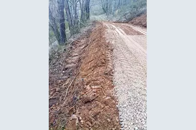 000 Mitchell Avenue, Bakersville, NC 28705 - Photo 10