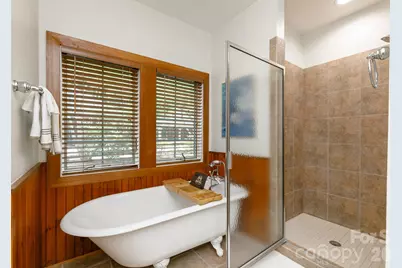 222 Creekside Way #D/202, Burnsville, NC 28714 - Photo 14