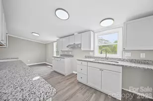 8592 Amanda Ln, Norwood, NC 28128 - Photo 8