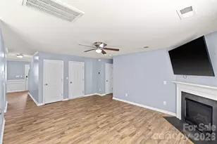 5904 Ellimar Field Ln, Charlotte, NC 28215 - Photo 18