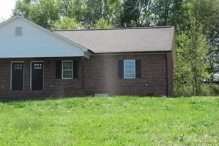 174 Glen-Gar Dr, Lincolnton, NC 28092 - Photo 2
