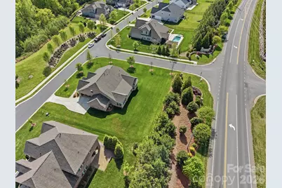 301 Hollyhock Drive, Matthews, NC 28104 - Photo 40