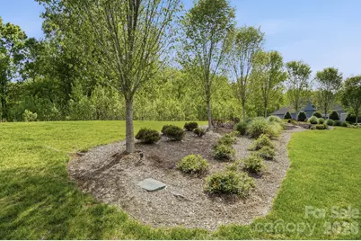 301 Hollyhock Drive, Matthews, NC 28104 - Photo 44