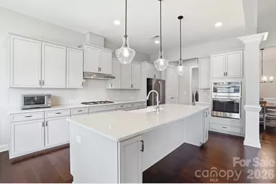 301 Hollyhock Drive, Matthews, NC 28104 - Photo 12