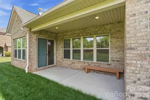 301 Hollyhock Dr, Matthews, NC 28104 - Photo 30