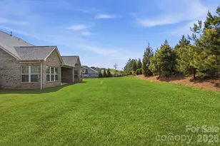 301 Hollyhock Dr, Matthews, NC 28104 - Photo 34