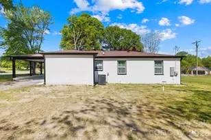 2243 Drive Inn Rd, Lincolnton, NC 28092 - Photo 14