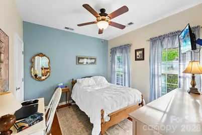 709 Heddington Court, Gastonia, NC 28056 - Photo 8