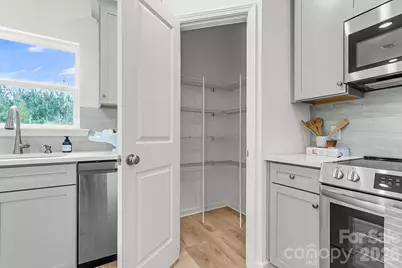 13917 Stillwood Place, Matthews, NC 28105 - Photo 20