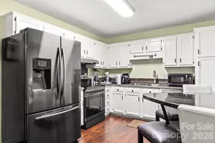 516 Majestic Ct SE, Concord, NC 28025 - Photo 8