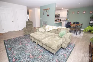 109 Bunting Dr, Lexington, NC 27295 - Photo 4