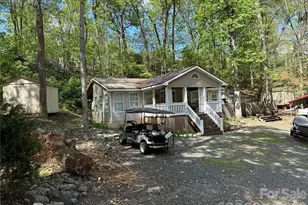 113/115 Indian Harbor Circle, Mount Gilead, NC 27306 - Photo 2