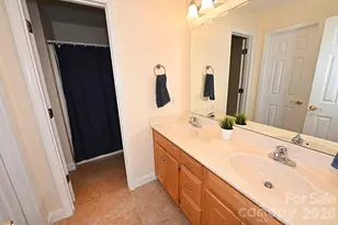 406 5th Ave NE, Conover, NC 28613 - Photo 38