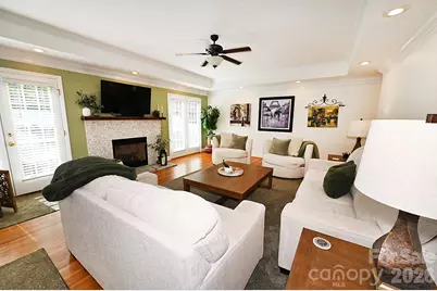 406 5th Avenue NE, Conover, NC 28613 - Photo 6