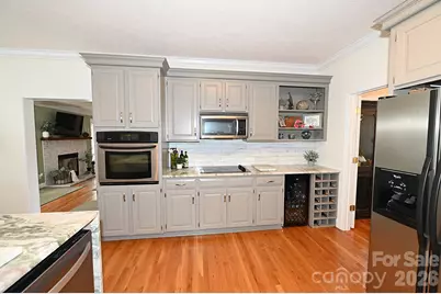 406 5th Avenue NE, Conover, NC 28613 - Photo 18