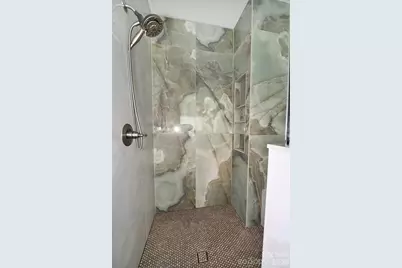 406 5th Avenue NE, Conover, NC 28613 - Photo 30