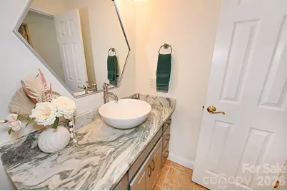 406 5th Avenue NE, Conover, NC 28613 - Photo 30