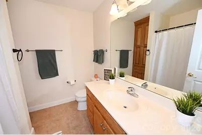 406 5th Avenue NE, Conover, NC 28613 - Photo 40