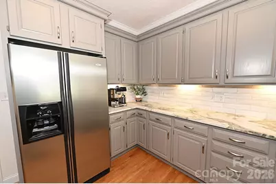 406 5th Avenue NE, Conover, NC 28613 - Photo 12