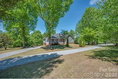 138 Blue Ridge Drive, Rutherfordton, NC 28139 - Photo 1