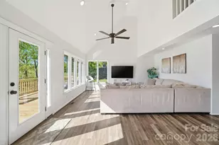 449 Island View Dr, Lexington, NC 27292 - Photo 6