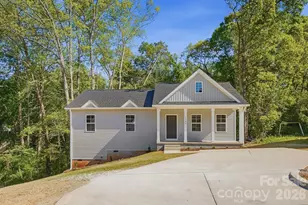 1740 Moss Ct, Gastonia, NC 28054 - Photo 2