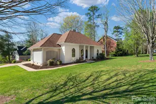 508 Pinchot Dr, Asheville, NC 28803 - Photo 2