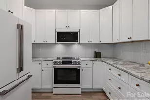 508 Pinchot Dr, Asheville, NC 28803 - Photo 12