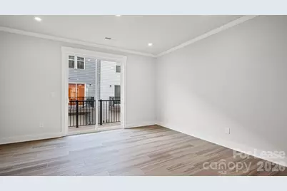 2025 Clarksdale Drive, Charlotte, NC 28206 - Photo 10