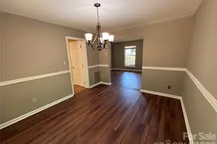 2601 Yarrow Rd, Charlotte, NC 28213 - Photo 8