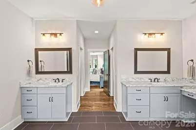 815 W Kingston Avenue, Charlotte, NC 28203 - Photo 22